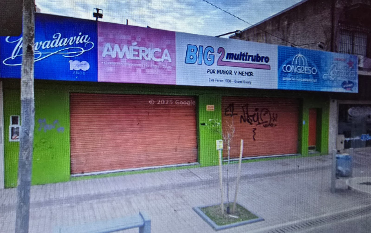 AMPLIO LOCAL EN INMEJORABLE UBICACIÓN